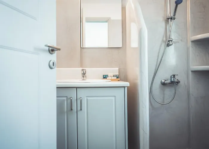 Willa Alas Liotrivi *