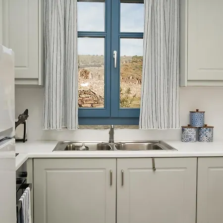 Alas Liotrivi فيلة *